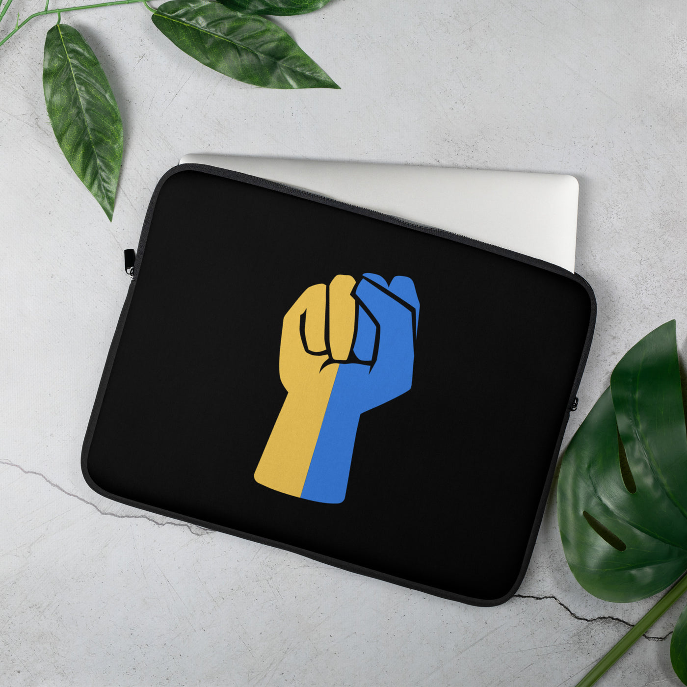 Erhebe deine Faust für die Ukraine Laptop-Hülle